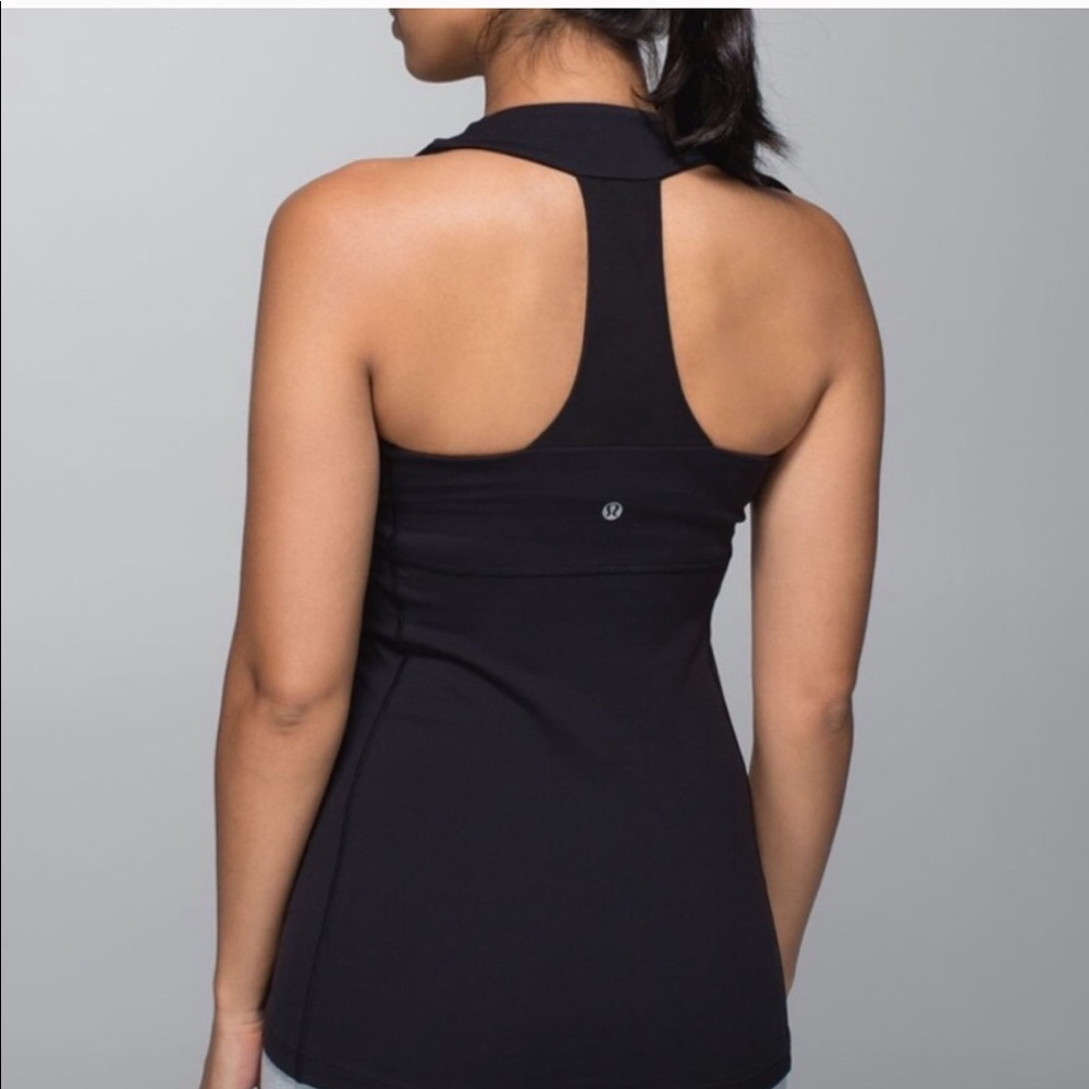 Lululemon black scoop neck tank size 6